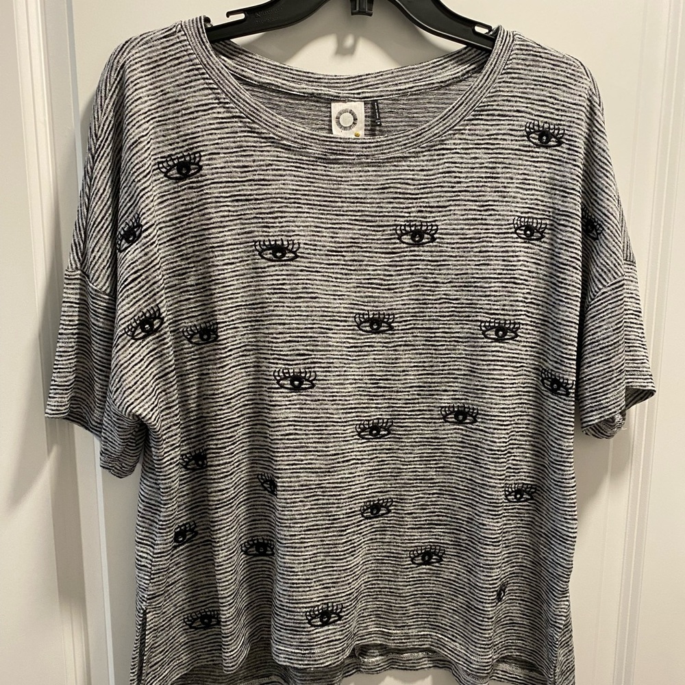 Eye shirt